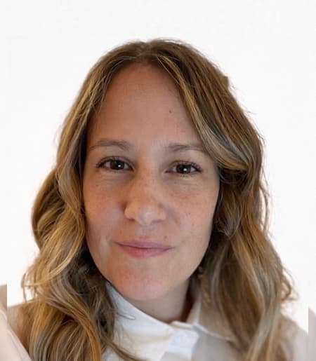 Selina Fragoso, (MPA), Lead Spezialisten, Kundenberaterin